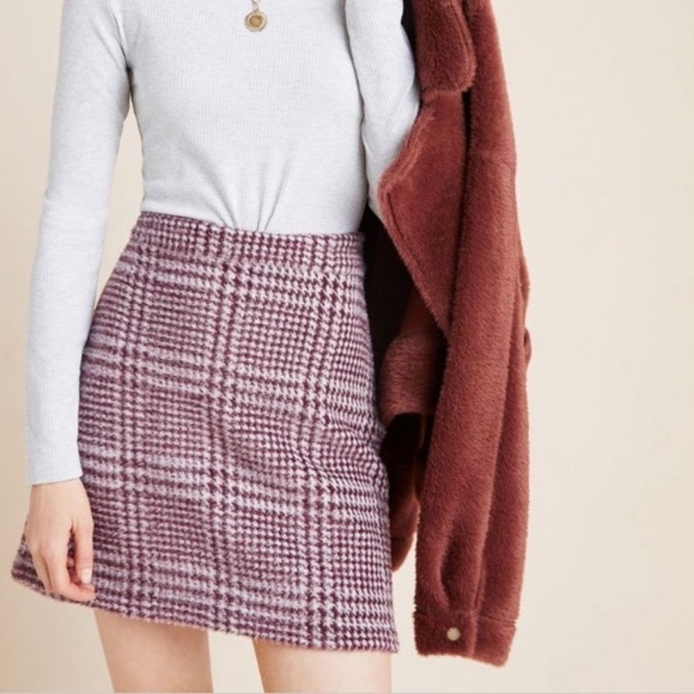 ⭐️ Anthropologie Maeve Textured Mini Skirt